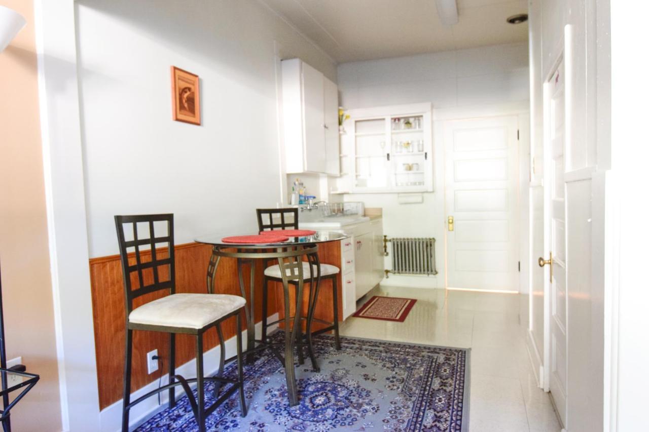 سيوارد Brown & Hawkins Historical Apartments المظهر الخارجي الصورة